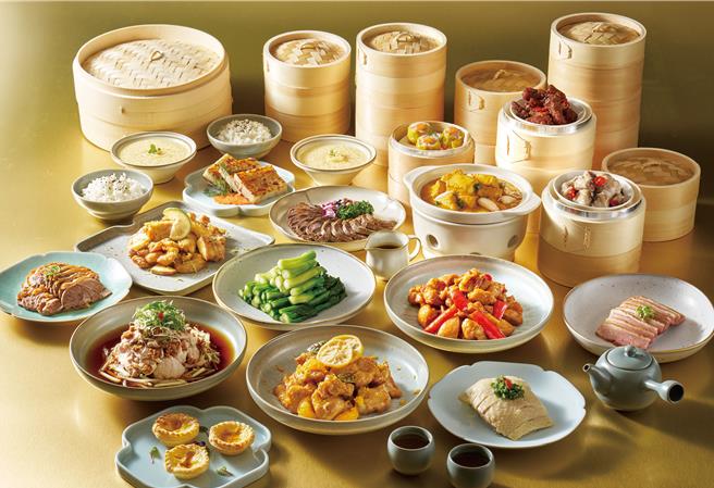 持1张美食通用券可享5道式双人套餐，平均每人534元起，适用于福容台北一馆、淡水渔码店、嘉义福容voco酒店等馆。(福容大饭店提供)