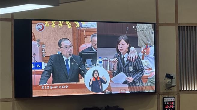 为确保颱风假准确度，中央气象署今（29）日宣布「除晚间7时外，未来将在晚间9时新增更新资讯，让各县市政府有参考依据。」（贺培晏摄）