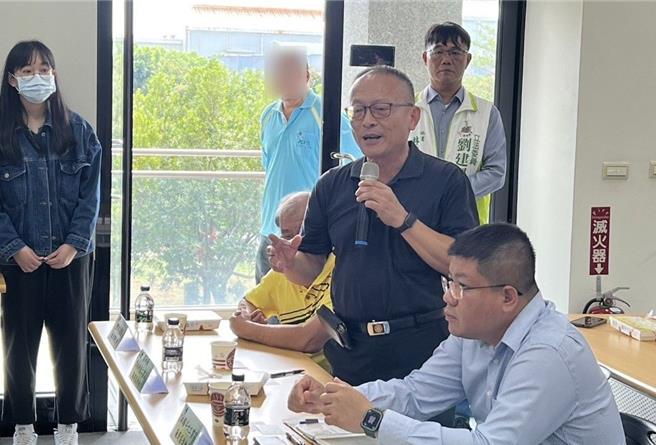 雲林科技工業區廠商協進會理事長陳麒升表示，商人對數字很敏感，環境部的自主減量計畫應該要更有細節。（周麗蘭攝）