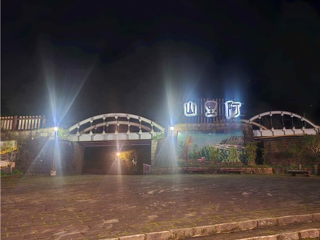 如遊樂區位於陸上颱風警報警戒範圍，將立即休園。(林業署嘉義分署提供／呂妍庭嘉義傳真)