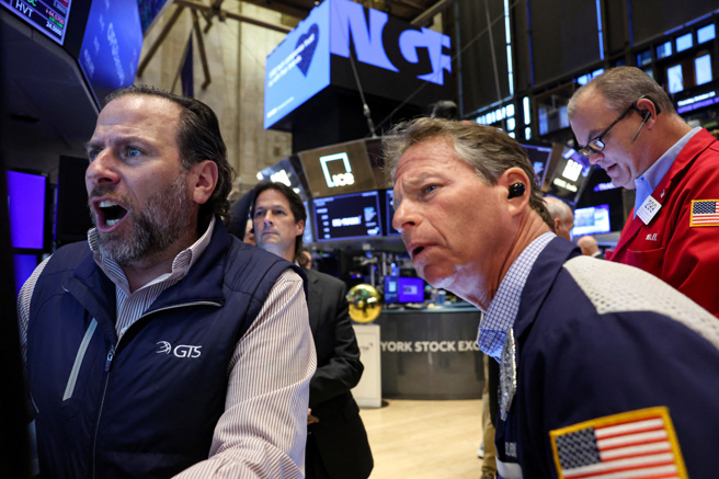 美債殖利率續升，周二美股早盤主要指數漲勢受限。（圖／路透社）