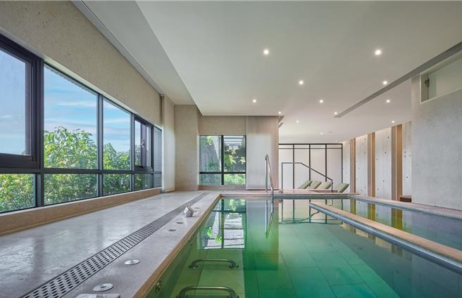 北投老爺推出1350元PURE餐廳餐飲券，享單人午間純粹套餐，再贈沐泉療中心平日下午120分鐘泡湯體驗。（老爺酒店集團提供）