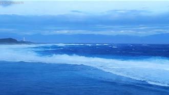 影》暴風雨前的寧靜？綠島柴口海浪悠悠 網友：又美又怕