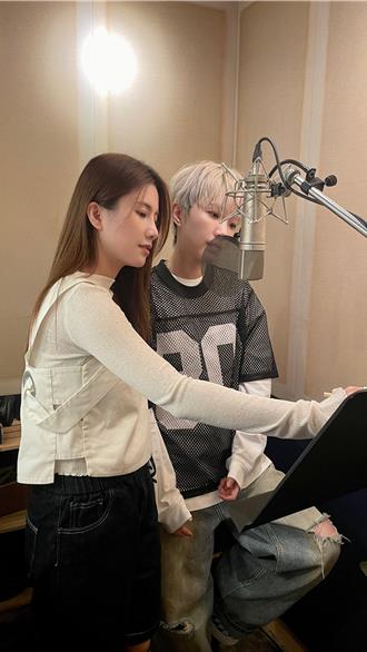 晨悠每天练歌3小时揪百万YouTuber组团「女版F4」