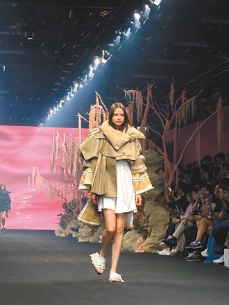 i16臺北時裝週評測 4K 120幀慢動作厲害