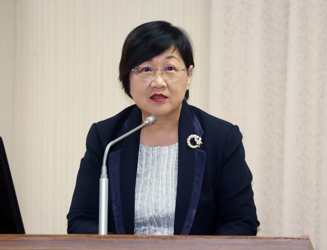 侨务委员会委员长徐佳青30日前往立法院备询。（姚志平摄）