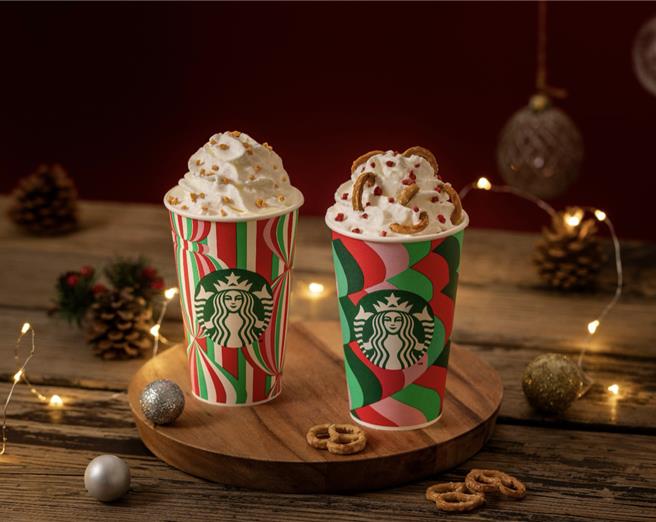 星巴克「太妃核果风味那堤」回归外，也推出「蝴蝶饼可可燕麦那堤」。（星巴克提供／朱世凯台北传真）