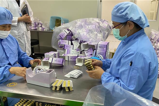 南光化學善用勞動部資源，先後續留6位優秀屆退員工，幫助公司持續穩健發展。(雲嘉南分署提供／曹婷婷台南傳真)