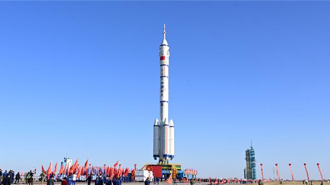 神舟19號入軌，揭祕天地無縫通信神器。（新華社）