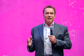 共和党魔鬼阿诺「倒戈投贺锦丽」 吐真实心声