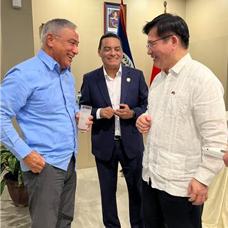 慶祝台貝建交35週年 林佳龍視察當地台灣援建醫院計畫