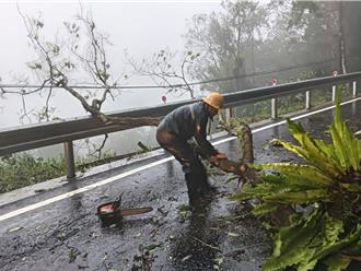 30年來最大颱風！全台逾7萬戶停電 台電戒備依序搶修