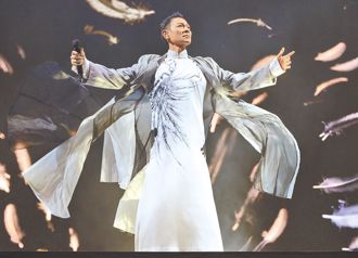 康芮颱風劉德華照開唱 名作家批：壓力轉嫁給整個社會承擔 