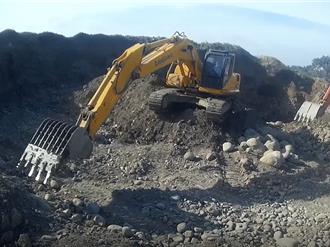 假清運農地真盜採砂石 大甲警方逮6人送辦