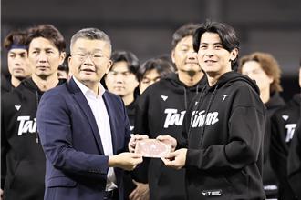 中職》明年大巨蛋場次恐腰斬 蔡其昌直言遭商演排擠