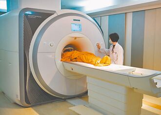 醫檢收費 飲鴆止渴