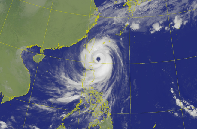 强烈颱风康芮来袭。（图 / 取自中央气象署）