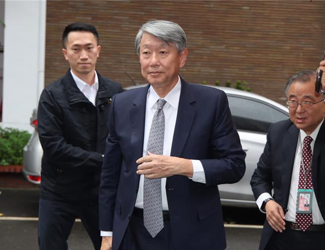 經濟部長郭智輝菲國買電惹議，今（31）日接受廣播節目專訪時，改口海底電纜線損率只要15％，認為以後送回台灣每度不用4元，跟本地相當。(資料照)