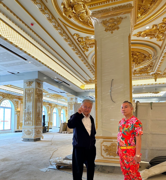 澳门台商联谊会会长简廷在邀请「吊车大王」加入澳门台商联谊会（图/简廷在提供）