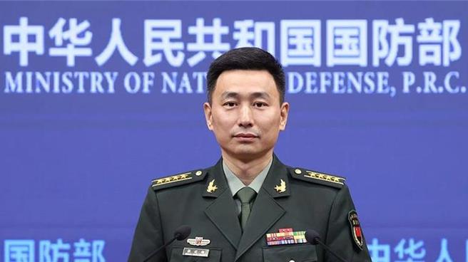 針對美國對台軍售案，大陸國防部新聞發言人張曉剛大校表示，幾件美製武器無法改變兩岸軍事力量對比態勢。。（大陸國防部）