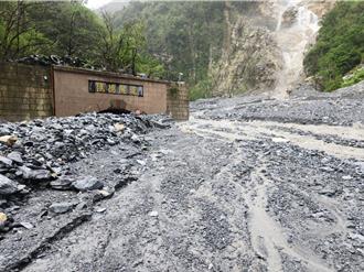 蘇花大坍方 匯德隧道口「剩一條縫」 慘況曝光