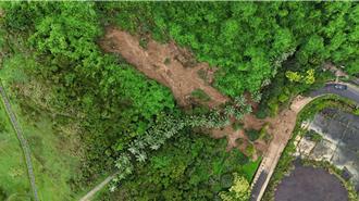 海科館望幽谷土石崩塌、樓梯裂痕 封閉步道至明年9月