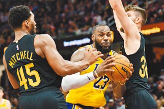 NBA》詹皇返鄉作客 騎士請吃敗仗