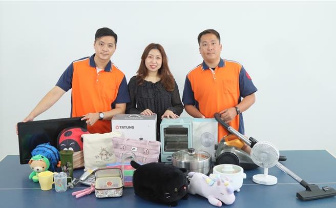 民眾可將鮮少使用且功能完好的二手物品交給清潔隊循線資源回收車，或各區清潔隊的「好物窗口」。（環保局提供）