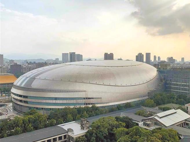 台北市长蒋万安也指示营运小巨蛋的北捷公司，未来与活动主办单位在签订活动合约时，应针对颱风来临的停班停课情况纳入考量；不过除小巨蛋外，北流、北艺以及大巨蛋的相关条文也都有规定模糊的问题，应完善相关规定。(资料照)