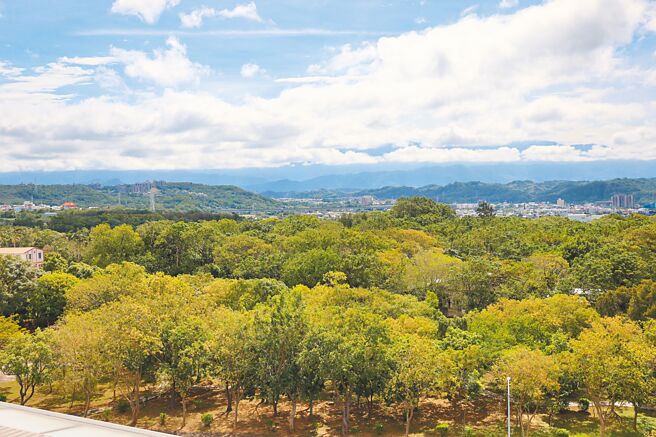 行政院今年9月30日核定「桃竹苗大硅谷推动方案」，苗栗县政府所提3处产业储备用地都已纳入，预计年底前完成范围勘选。（谢明俊摄）