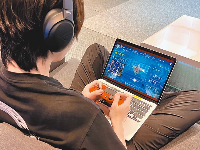 台湾大推出申办5G 999元以上资费畅玩「GeForce NOW联盟Taiwan Mobile」享最高3个月白金方案或1个月钛金方案免费。（台湾大提供）