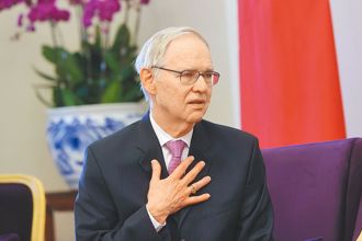 美大選前AIT高層訪台  前主席卜睿哲推測原因