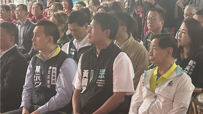 民眾党立委黄国昌今（2）日表示，柯文哲多被关押一天，司法公信力也会随之受到损失。（贺培晏摄）