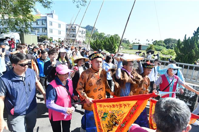 二水国际跑水节因安全考量，今年所有仪式都在陆上举行。（彰县府提供／叶静美彰化传真）