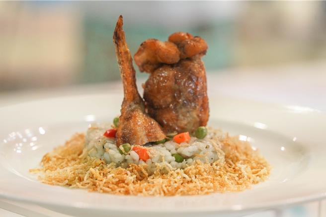 參賽隊伍發揮創意，做出多道獨一無二的美食。(水上鄉公所提供／呂妍庭嘉義傳真)