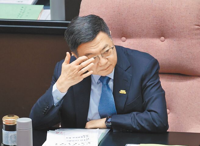 针对立委傅昆萁1日质询时抨击行政院不执行原住民禁伐补偿，是看不起原住民，阁揆卓荣泰（见图）表示「这样指控无法消受」。（姚志平摄）