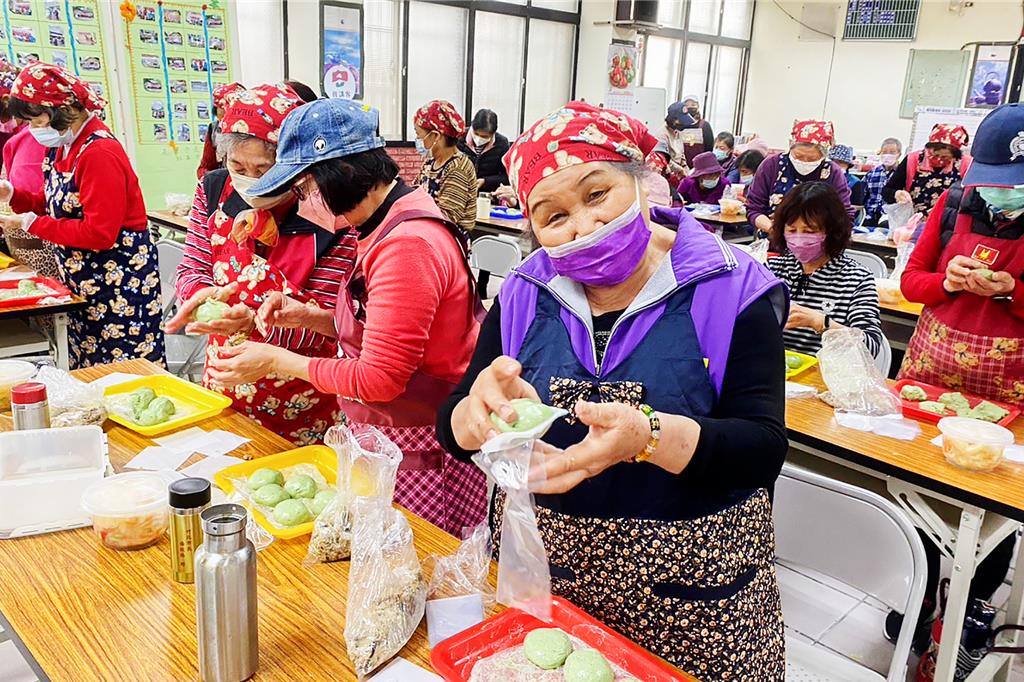 竹縣芎林鄉農會推食農全齡教育 獲社教貢獻獎