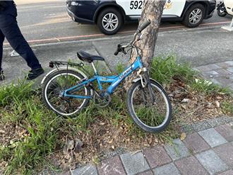 騎單車過馬路！台中11歲男童被機車撞飛 慘遭汽車輾斃
