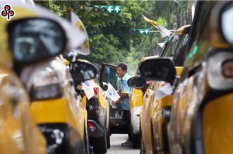 月休4.7天、每日工作9.1小時 小黃司機賺不到2.7萬元