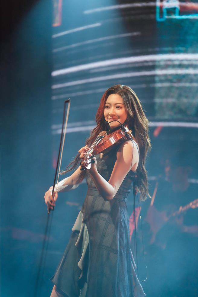 林逸欣3日举办个人演唱会。（鑫羽工作室提供）