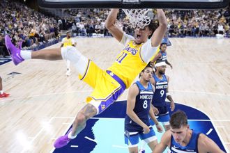 NBA》曾打傷警察、家暴女友 湖人中鋒海耶斯遭聯盟二度調查