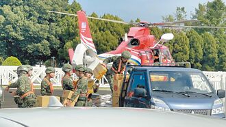 竹縣 司馬庫斯大霧 空投物資未果