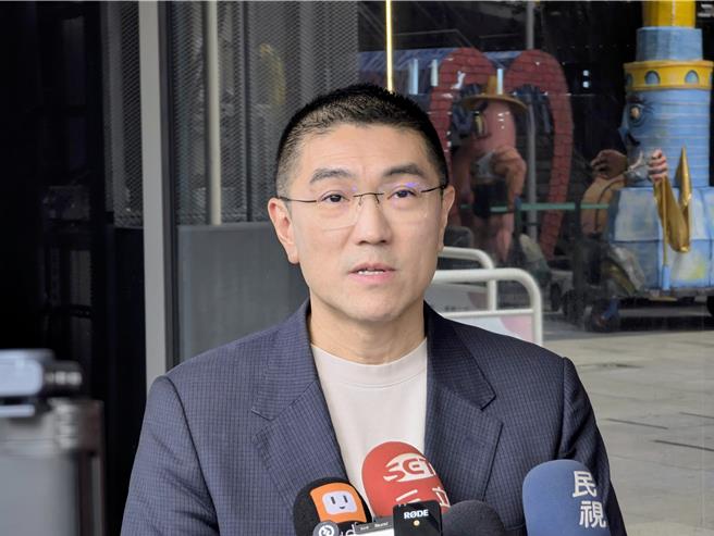 品安科技11月起将大量解雇186名劳工，基隆市长谢国梁表示，将会召开专业会议，尽力协助遭大量解雇的劳工。（张志康摄）