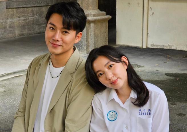 2人在節目中大談師生戀。（小公視提供）