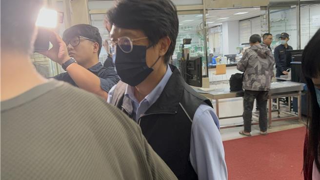 檢廉今（4）日以證人身分傳喚前台北市都發局長、現任工務局長黃一平作證。（賴佩璇攝）