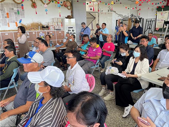 台东市逾半数里长出席志航基地噪音补偿金协调会。（萧嘉蕙摄）