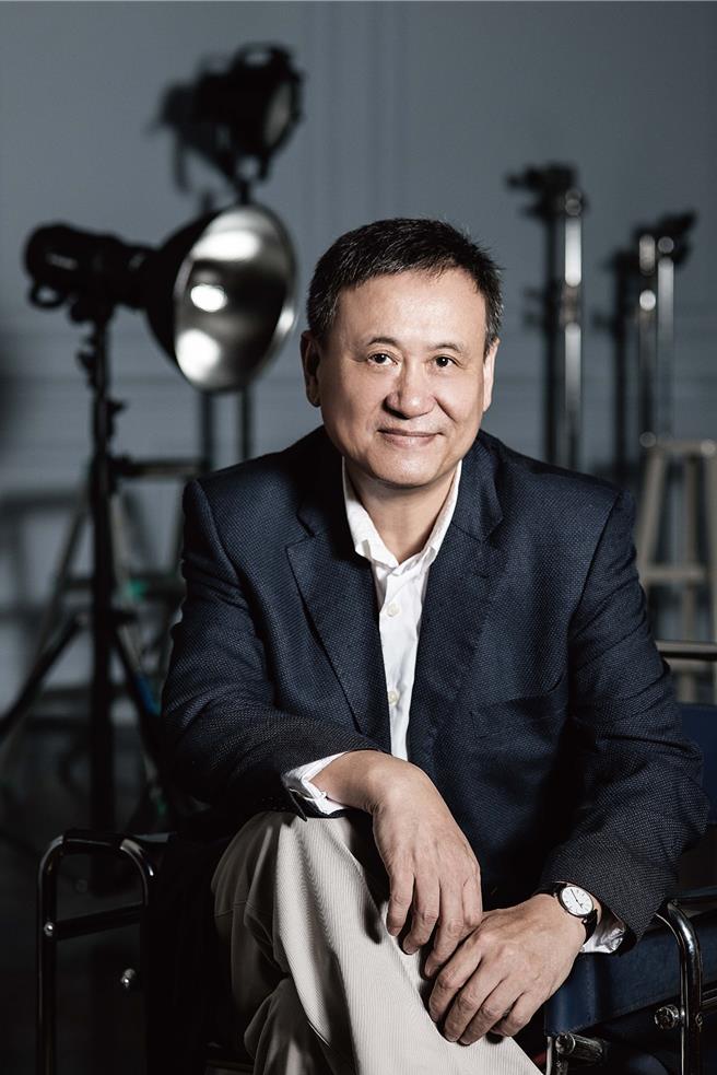 李崗導演私下愛做菜。（影想文化藝術基金會提供）