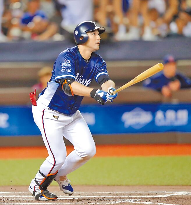 林安可6局上轟出滿貫炮，扭轉中華隊落後戰局。（黃世麒攝）