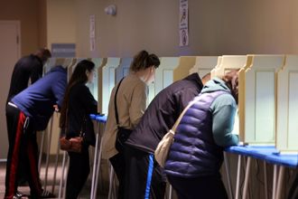 預測美大選結果 53％華爾街投資人看好誰