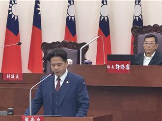 邱臣遠代理市長後首赴議會報告：市府減債25.6億